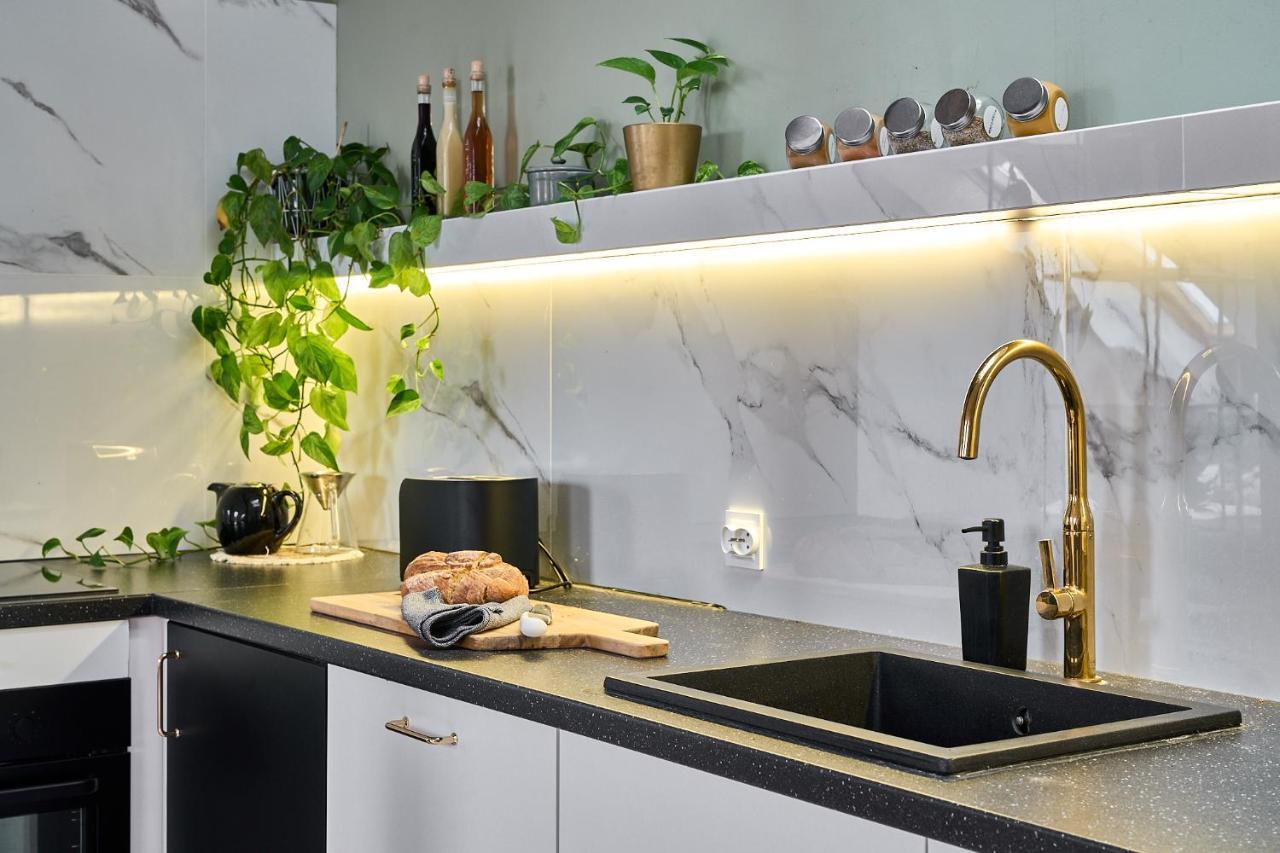 Apartament Flowers - Centrum Poznania Экстерьер фото
